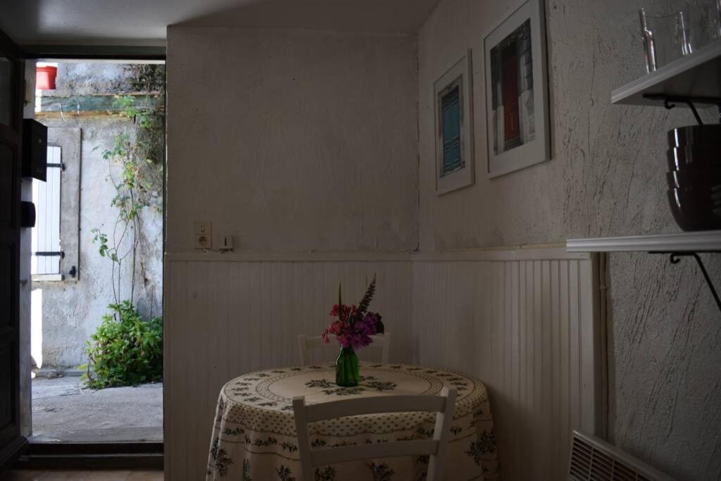 Olonzac La Petite Maison المظهر الخارجي الصورة